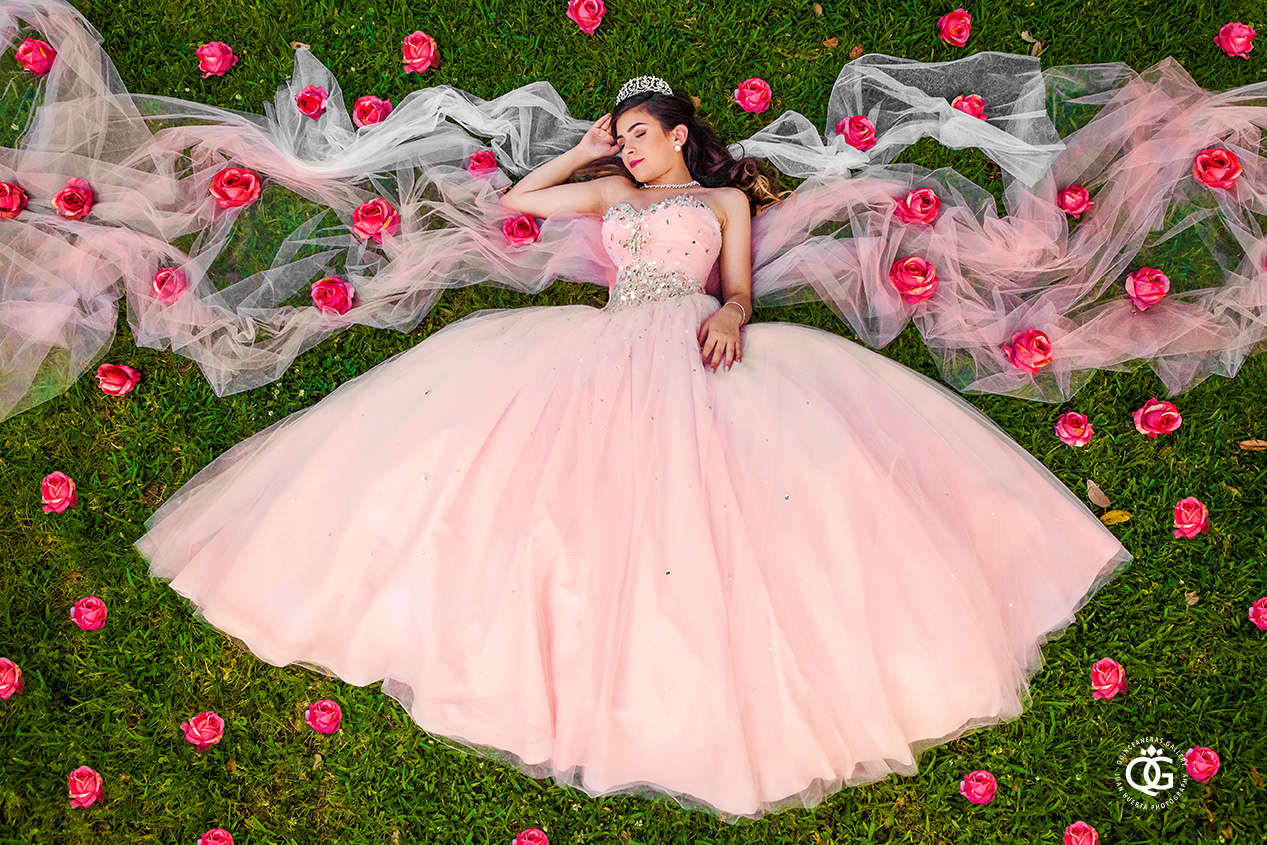Quinceanera Photo and Video | Photographers | Tips and Ideas | Light pink  quinceanera dresses, Prom dresses lace, Quinceanera dresses pink