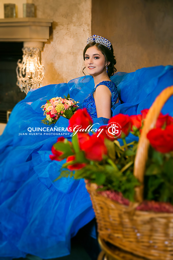 Houston Quinceañeras Gallery by Juan Huerta Photography offers the most beautiful 15 photo-session pictures and the best all day coverage for your XV birthday party celebration event in Texas. Fotografia artisitica y video profesional para tu fiesta de qu